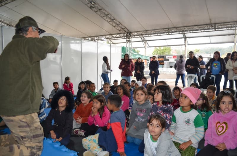 Festival de observação de aves reúne oficinas e saídas a campo em Tapiraí